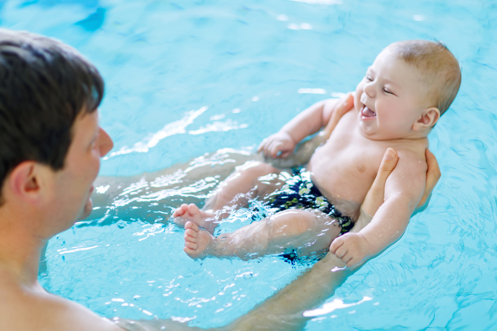 Babyschwimmen - Alter 6 - 9 Monate