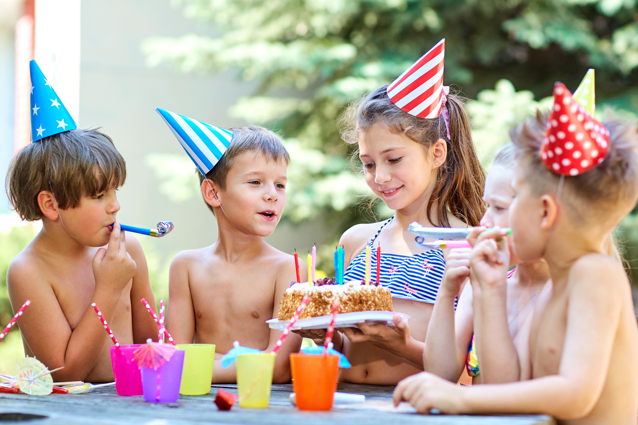 Wunderschone Spiele Kindergeburtstag Schwimmbad Ebenbild